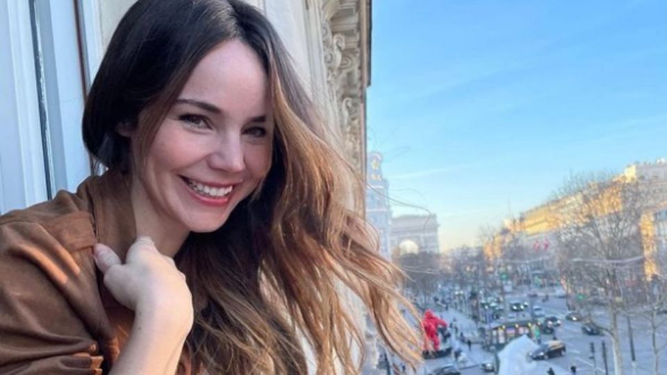 Camila Sodi se dijo contenta por encontrarse con el cenote