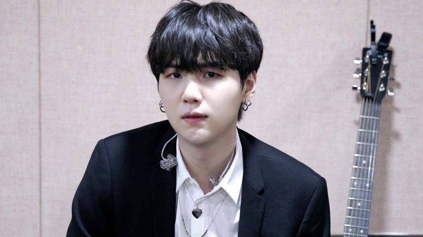 BTS: Suga aceptó la propuesta de esta chica y se "casa" con ella