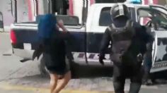 Policía de Tehuacán detiene feminista por manifestarse pacíficamente contra el acoso | VIDEO