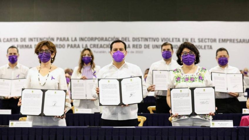 Mauricio Vila firma acuerdo para hacer frente a la violencia contra las mujeres en Yucatán