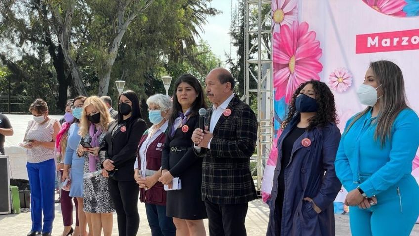 Iztacalco festeja a las mujeres con actividades artísticas y servicios médicos