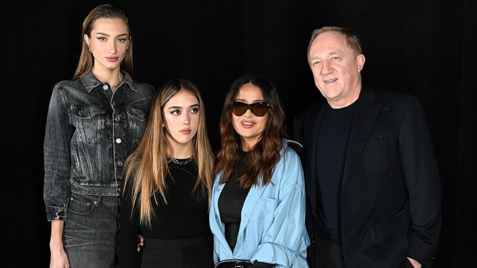 Las hijas de Salma y Francois deslumbraron en París