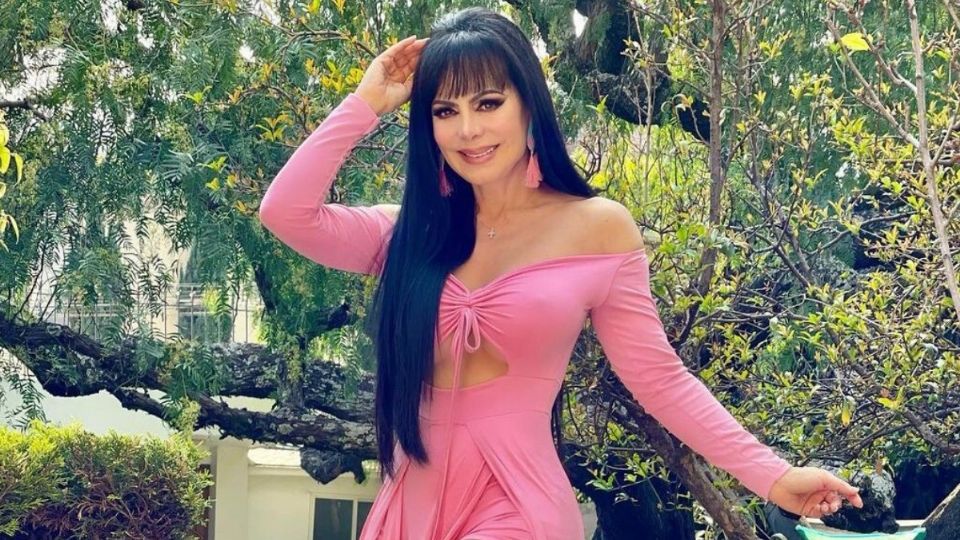 Maribel Guardia conserva una figura espectacular.