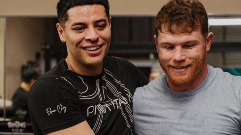 El cantante y el pugilista entrenaron juntos un buen rato, mismo que pasaron muy a gusto