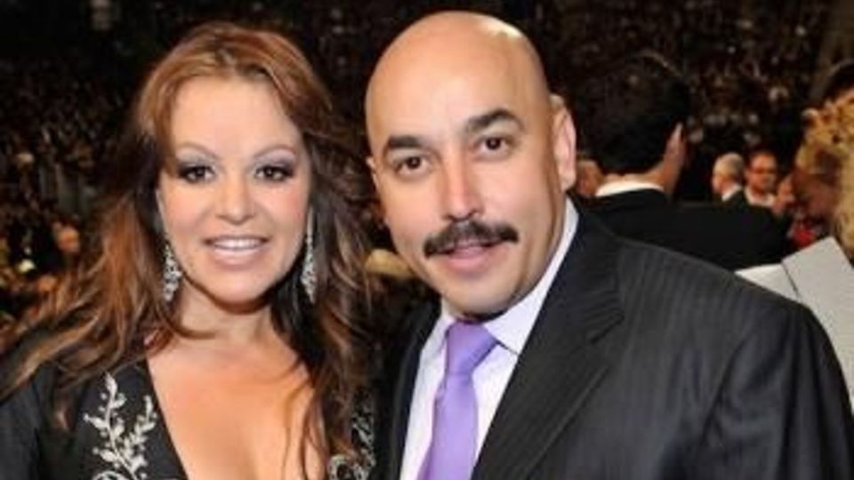 Lupillo habló de los planes que tenía con su hermana Jenni.