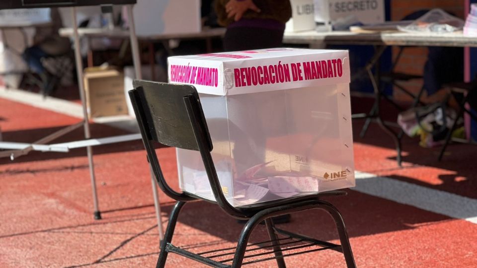 Imagen de casiilla de votación de revocación de mandato en el Estado de México.
