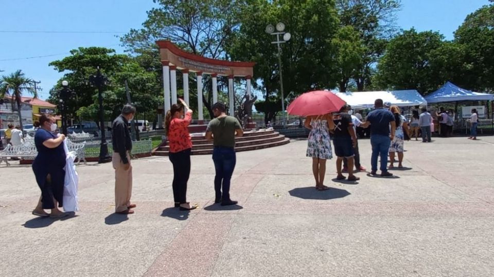 ASISTENCIA. La participación de los tabasqueños fue constante durante la jornada cívica