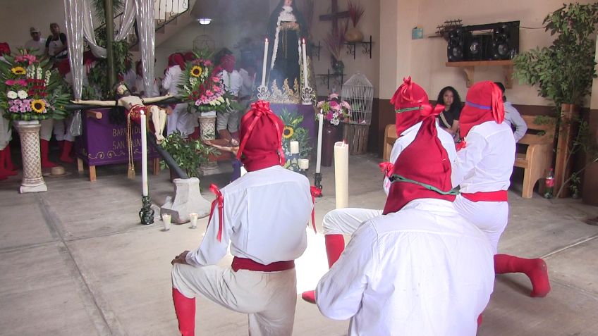 Recorrido de Los Espías en Tzintzuntzan, entre el fervor y el sincretismo