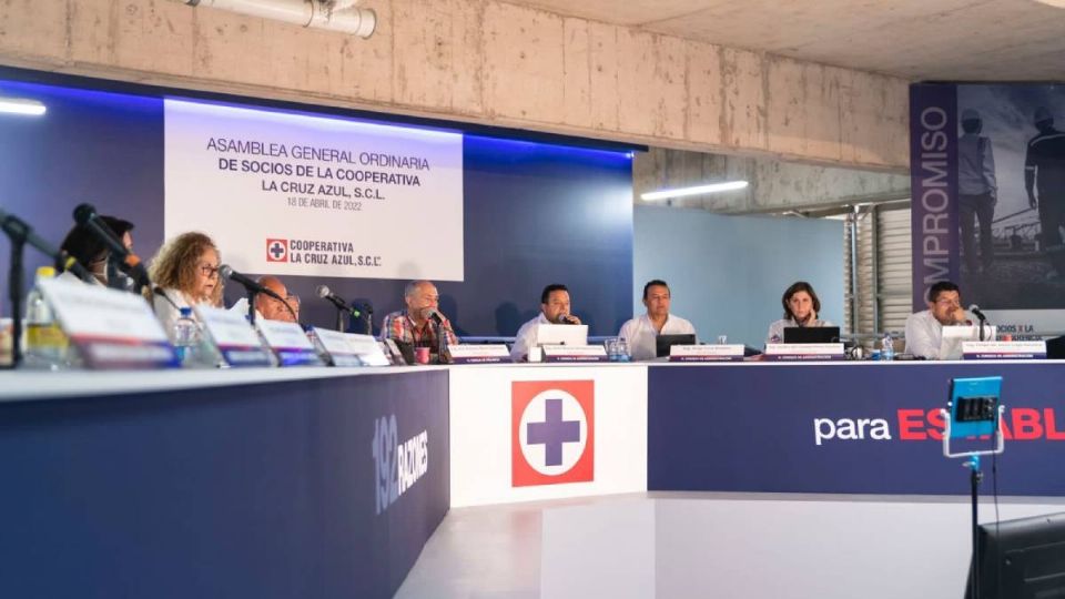 Socios de la Cooperativa Cruz Azul son excluidos de sus derechos por robo de cemento, desvío de recursos y despojo