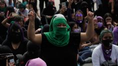 Concluye la marcha feminista; policías les impiden llegar al Zócalo capitalino