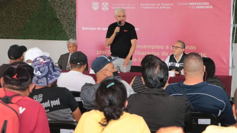 CDMX entrega seguro de desempleo a personas liberadas de centros de reclusión