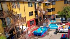 ¡Mueran de envidia! Vecinos de Tepito "inauguran" parque acuático en unidad habitacional | VIDEO