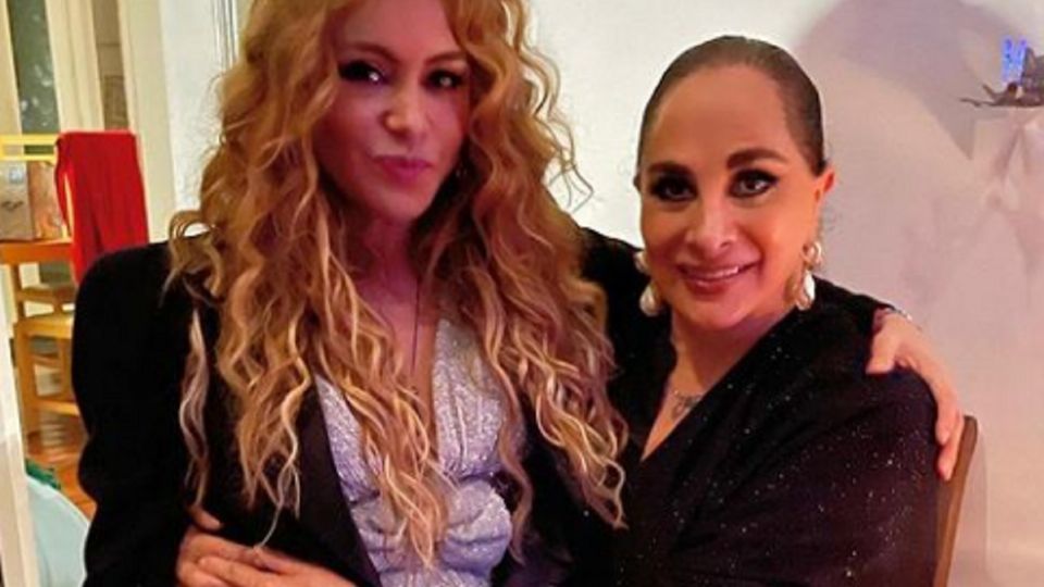 La mamá de Paulina Rubio se encuentra delicada de salud