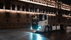 Presenta Scania su camión eléctrico; apremia una política hacia energías limpias