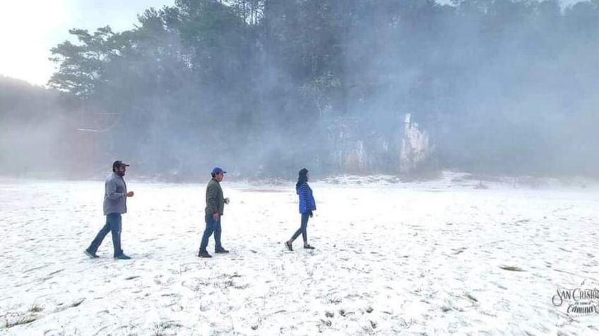 Tremenda granizada sorprende a chiapanecos; pinta de blanco las calles: FOTOS