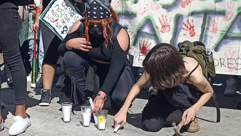 Desaira alcaldesa de Tijuana a mujeres a feministas que marchan para exigir justicia para Debanhi