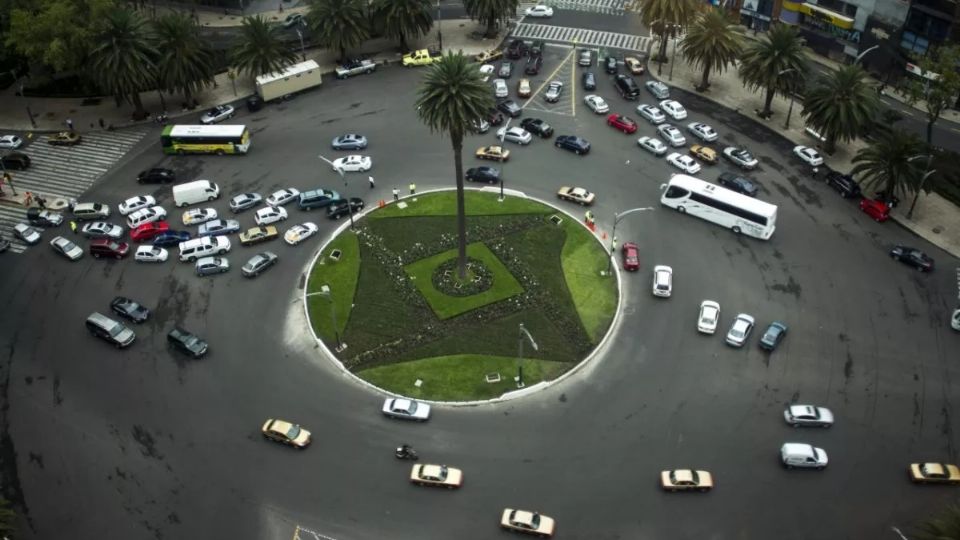 Glorieta de La Palma en Paseo de la Reforma.