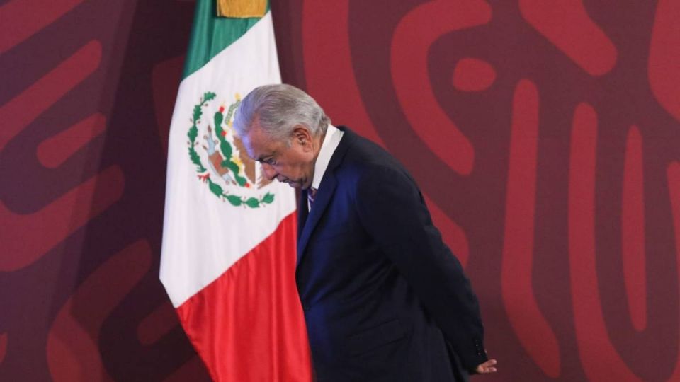 AMLO aseguró que los artistas no quisieron tener el diálogo sobre el Tren Maya.