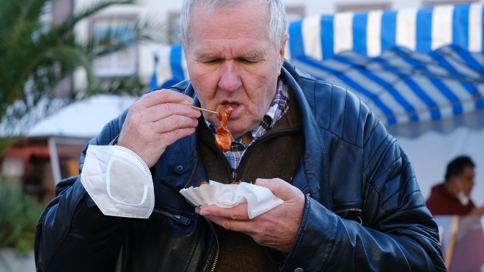 El estudio sugiere que mayores de 80 años con sobrepeso u obesidad son más saludables que el resto