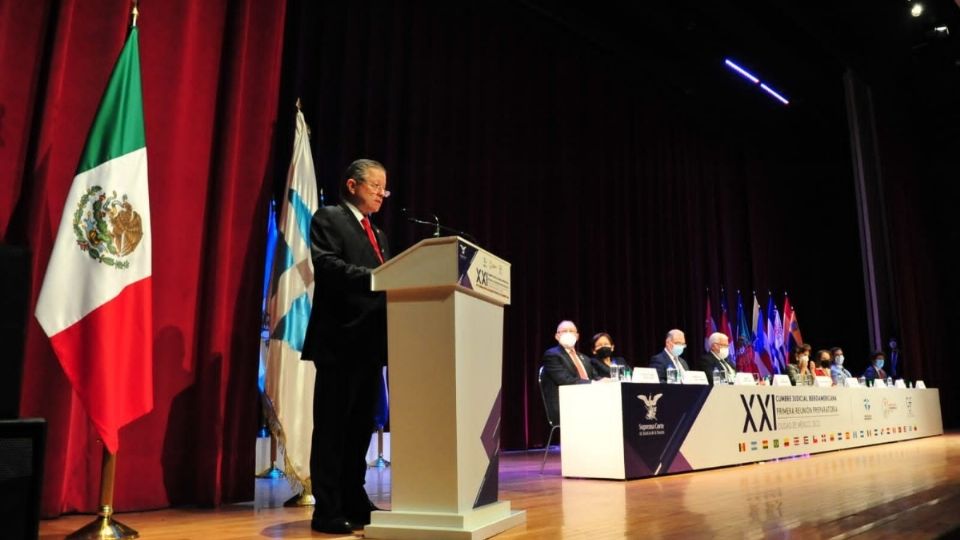 El ministro presidente de la Corte participó en la Cumbre Judicial Iberoamericana