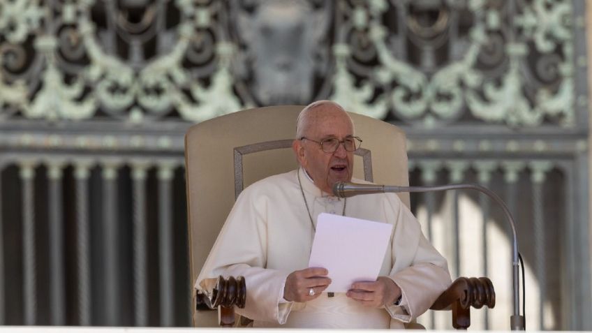 Papa Francisco pide hacer felices a las suegras y que ellas “tengan cuidado con su lengua”