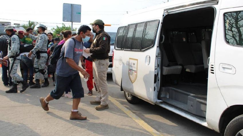 INM traslada a al menos 650 migrantes de caravana a Oaxaca