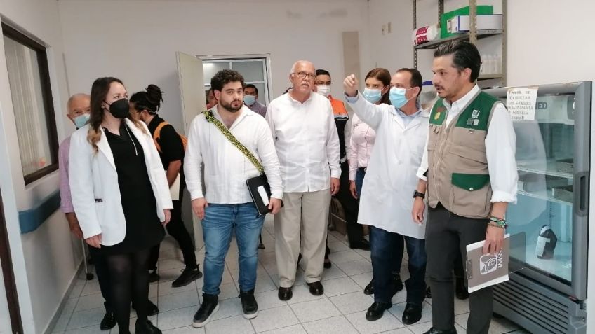 Zoé Robledo y gobernador de Nayarit recorren hospitales de la entidad