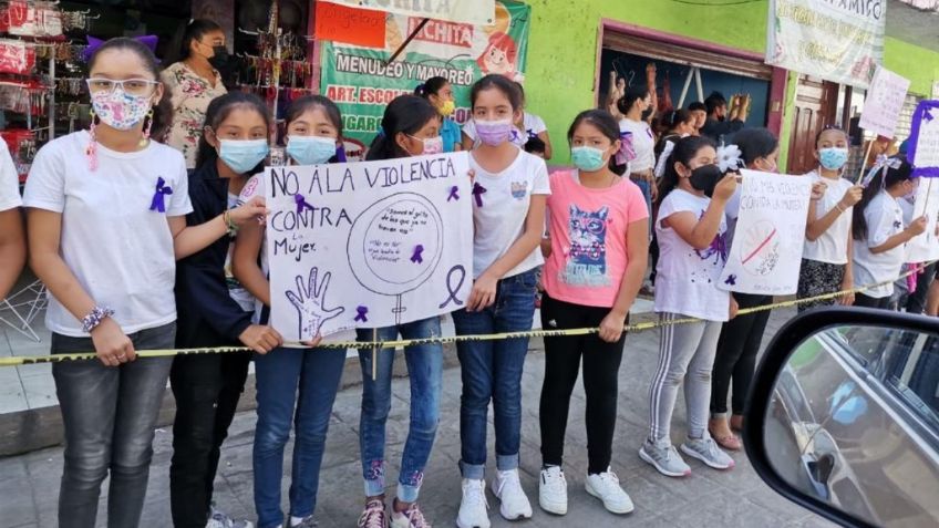 "No tuvo piedad": Familiares y amigos de Clara Nohemí, joven asesinada, marchan para exigir justicia