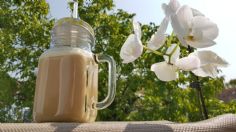 ¿Qué pasa si bebo licuado de plátano con leche de almendras todos los días?