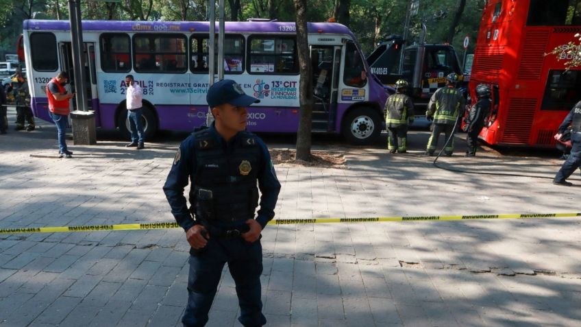 Analizan convivencia entre Metrobús y transporte concesionado en carril confinado de Reforma, tras choque