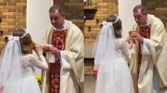 Niña bebe 12 segundos de vino en su primera comunión y el sacerdote se impresiona | VIDEO 