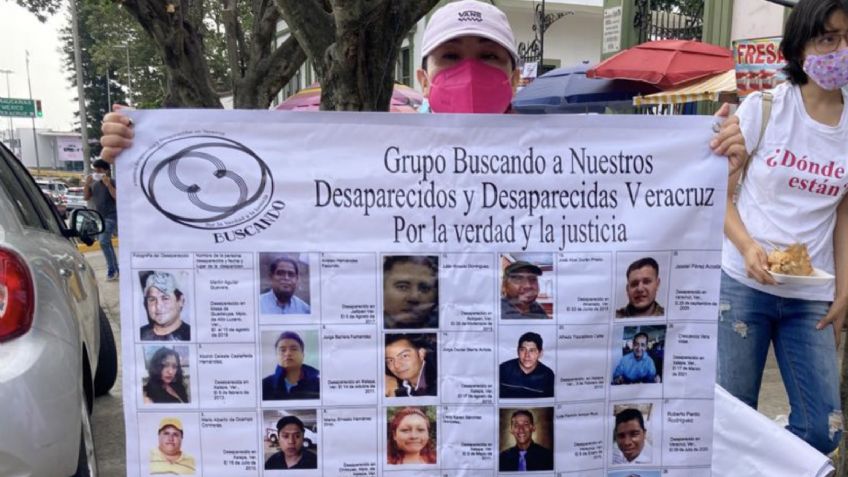 "Es un día de lucha y protesta"; marchan madres para buscar a sus hijos en Veracruz