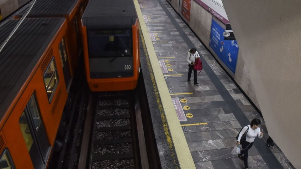 Imagen ilustrativa del Metro Tacubaya de la Linea 1,