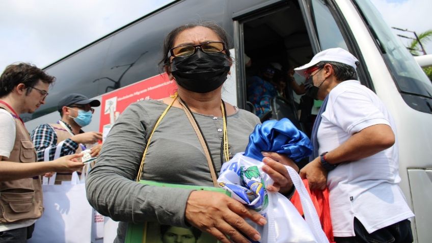 Caravana de madres y padres que buscan a sus hijos desaparecidos es retenida en Chiapas