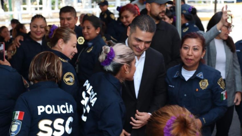 SSC de la CDMX celebra a las mamás policías; Omar García Harfuch reconoce su labor