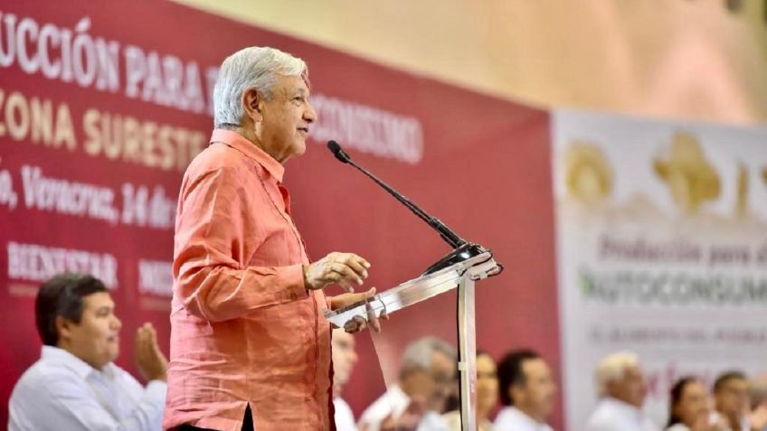 AMLO reconoce caída en poder de compra con salario mínimo, "alcanzaba para 9 kg de tortilla, ahora 7"