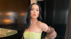 De espaldas, Katy Perry presume entallado vestido negro con brillo | VIDEO