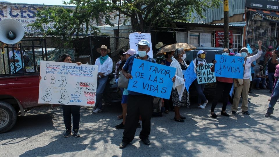 “Nos vemos en el 24”, advierten providas a Morena tras la despenalización del aborto en Guerrero