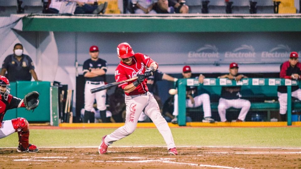 La novena jarocha levanta el brazo en alto en el Estadio Beto Ávila