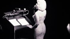 La noche que Marilyn Monroe cantó Happy Birthday, Mr President a JFK: preludio de su muerte en un fantasmagórico vestido