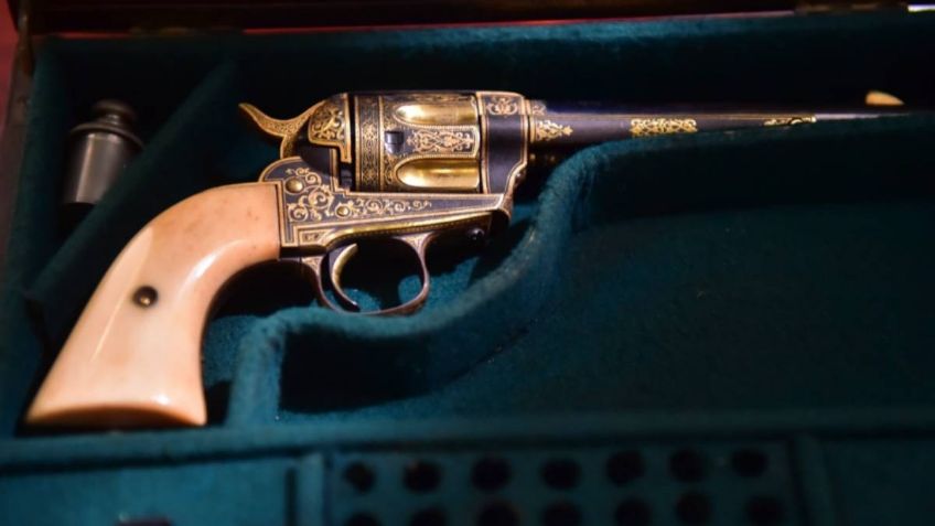 AMLO: La histórica pistola de Madero que Cuba regresó a México ya está en exhibición