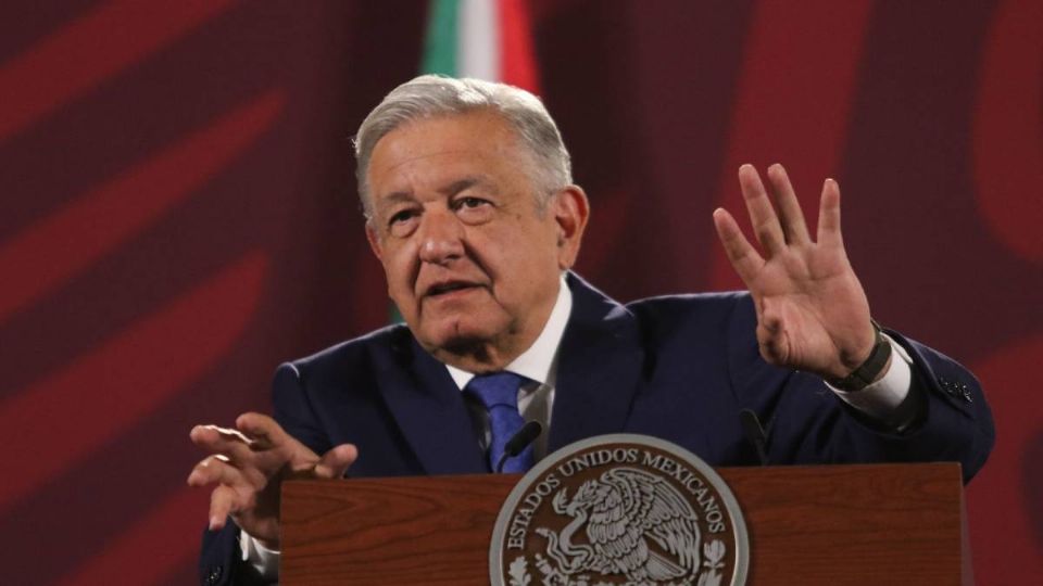 AMLO echó abajo la norma que la SE había publicado en el DOF desde el 3 de mayo.