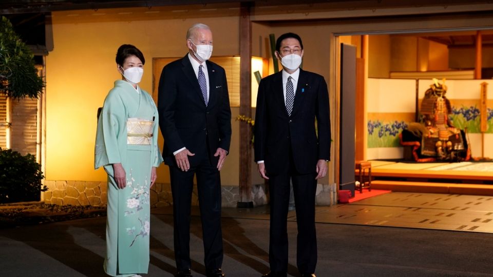 El presidente Biden fue recibido por el premier Fumio Kishida