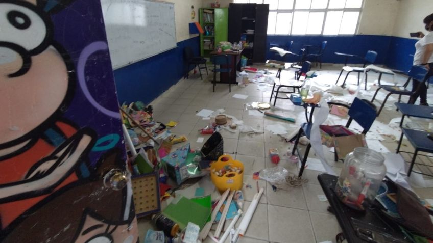 Ladrones destruyen aulas y dejan mensajes burlándose en Tamaulipas