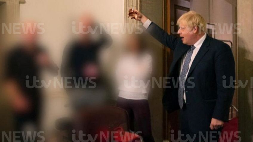 Escándalo en el Reino Unido: Boris Johnson, de fiesta en fiesta en tiempos de COVID-19