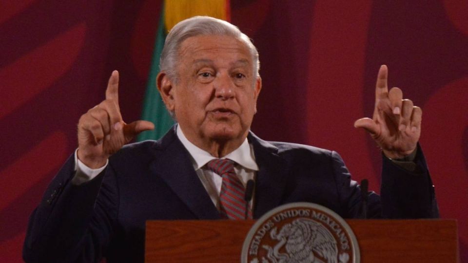 AMLO dio pormenores de los avances en las obras públicas.