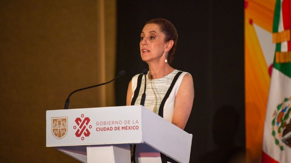 La Jefa de gobierno de CDMX recibió la estafeta para el Tianguis turístico 2023 
