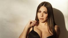 ¡Preciosa! Jimena Sánchez posa con vestido escotado y reveladoras aperturas | FOTO