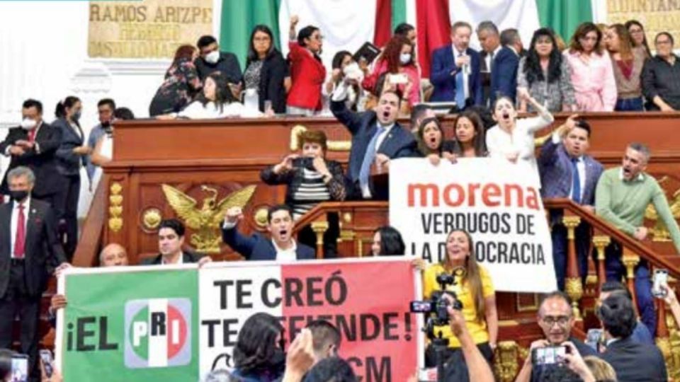 CHOQUE. La oposición acusó a Morena de atacar a la democracia