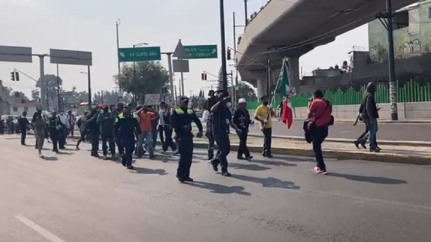 Marchan pidiendo justicia por fallecidos en la Línea 12 del Metro